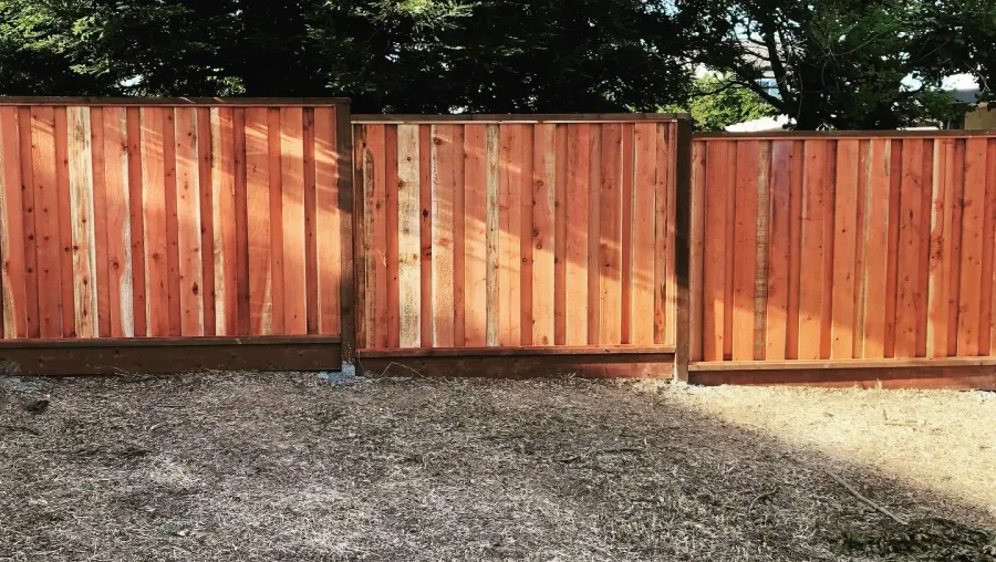Wood Fence Painting and Staining Wood Fence Painting and Staining